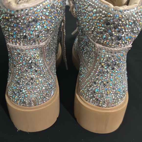 NWOB BETSY JOHNSON RHINESTONE BOOTS SZ 6 - Picture 5 of 9